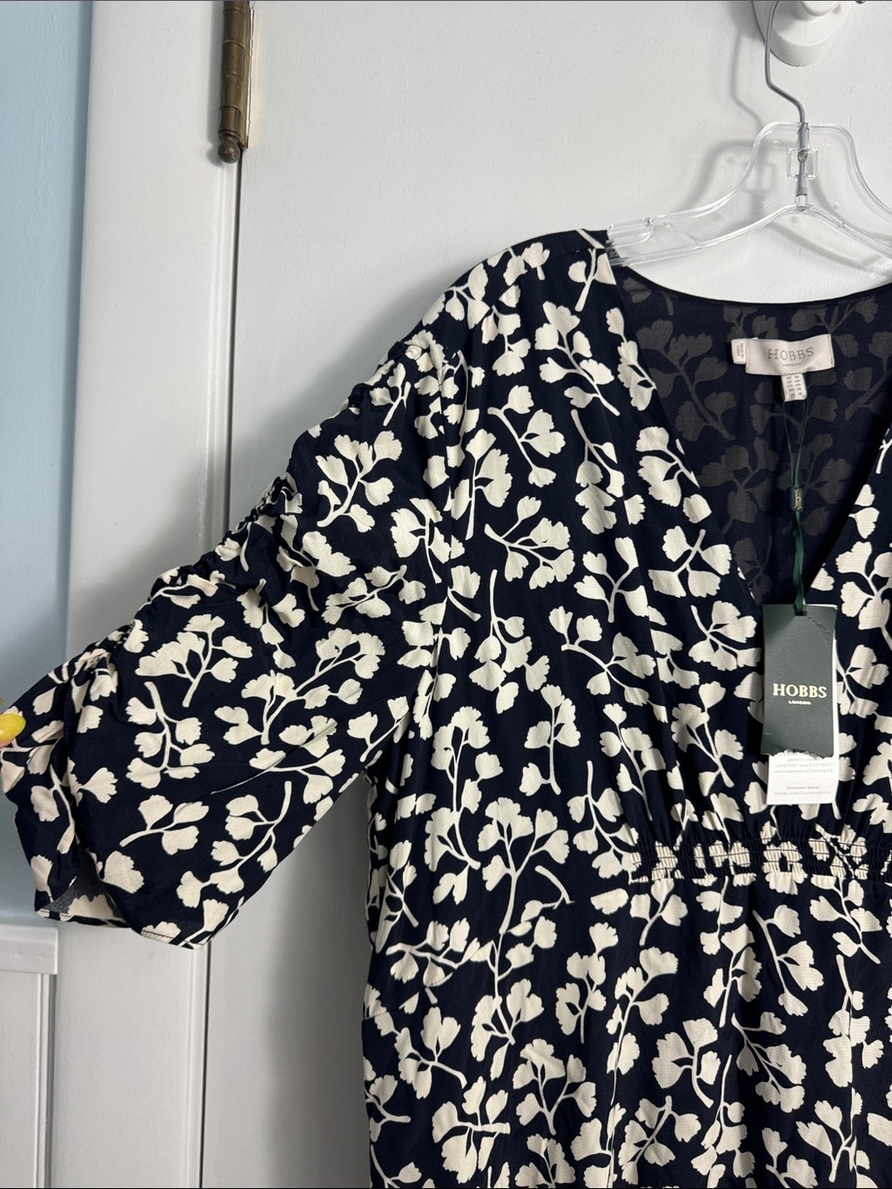 NWT HOBBS Bonnie Dress Midi Navy Cream Size 14 - Picture 3 of 10
